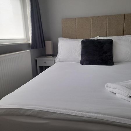 Bright 4-Bed House 15 Min To Manchester Centre Villa Exterior foto