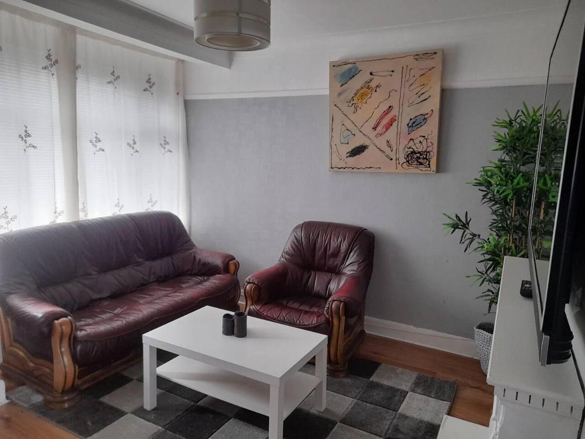 Bright 4-Bed House 15 Min To Manchester Centre Villa Exterior foto