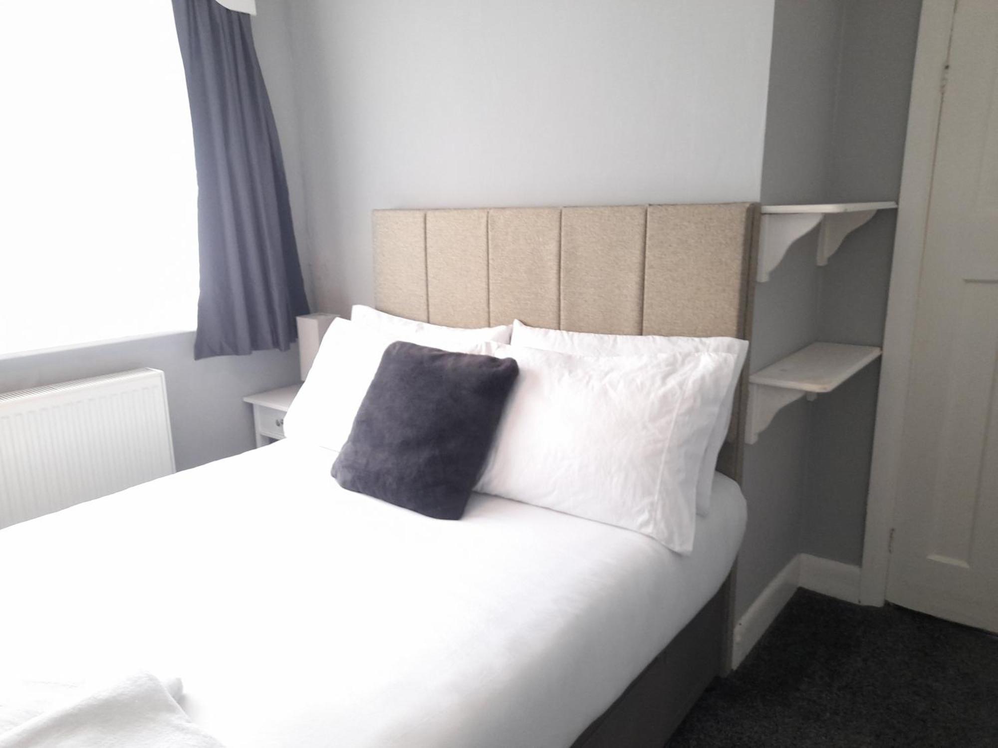 Bright 4-Bed House 15 Min To Manchester Centre Villa Exterior foto