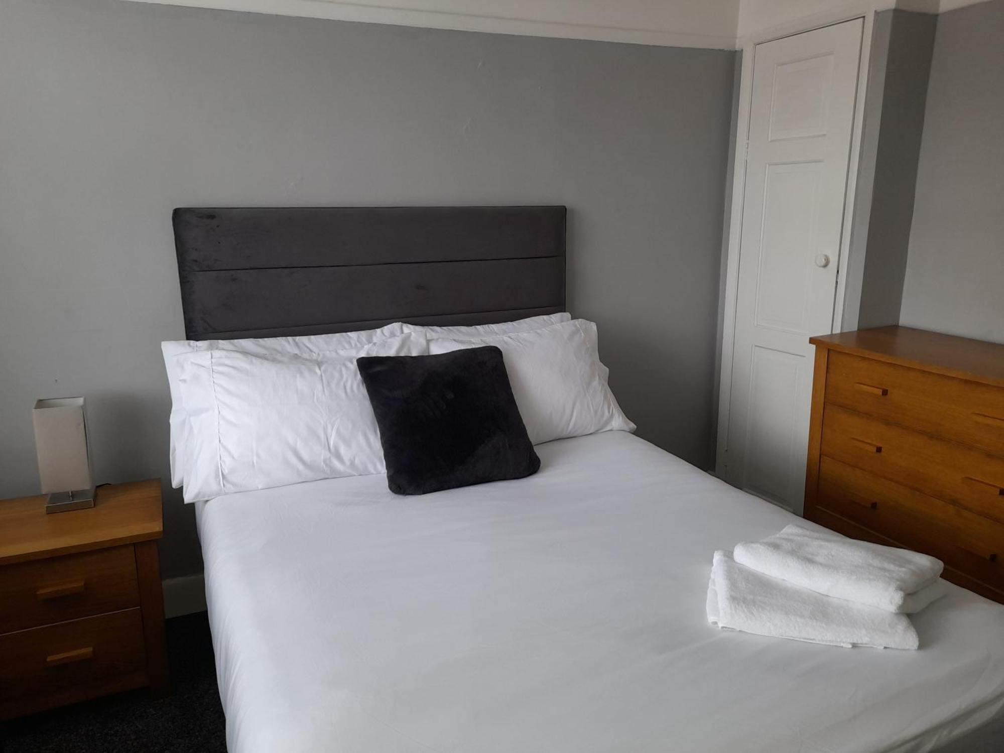 Bright 4-Bed House 15 Min To Manchester Centre Villa Exterior foto